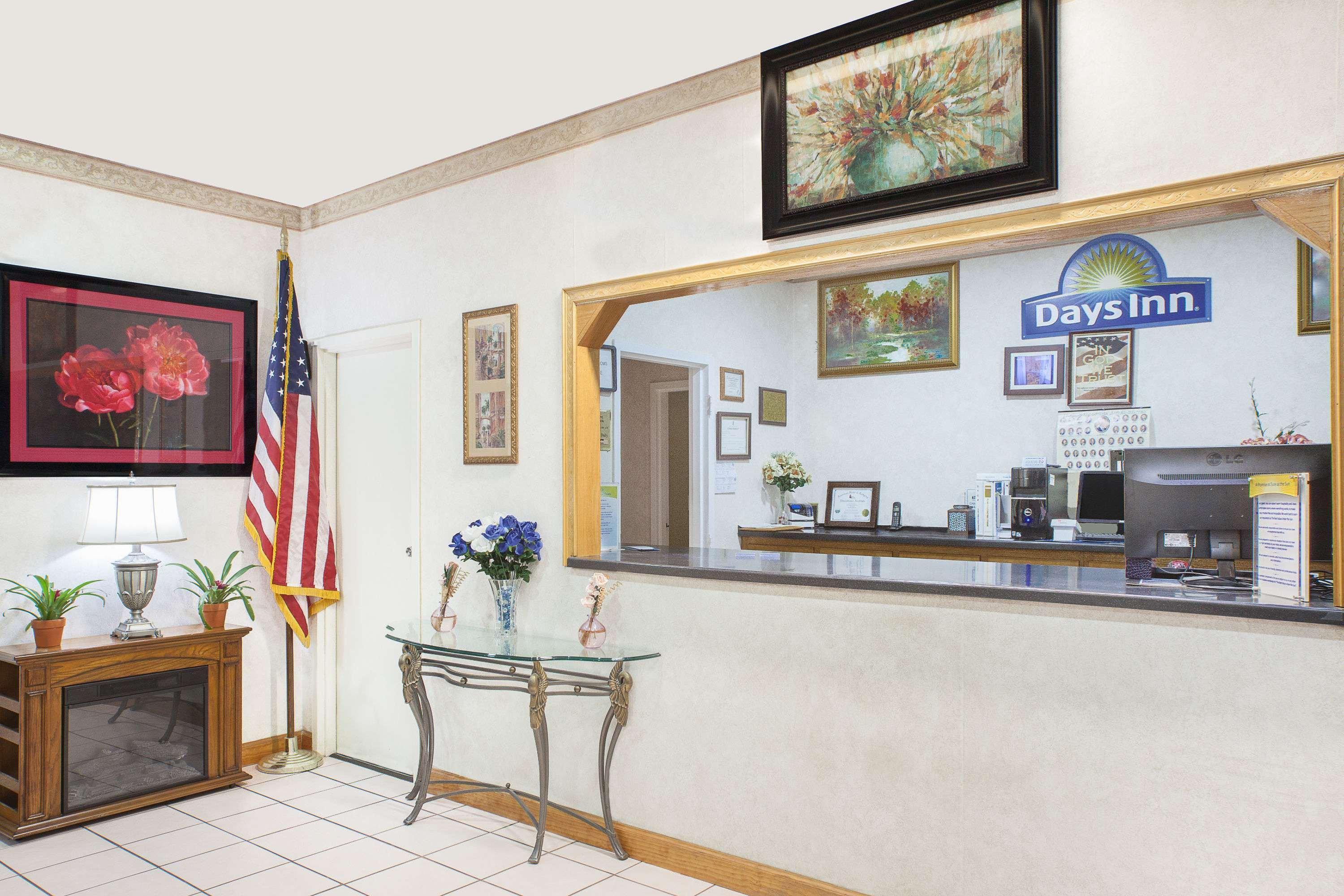 Days Inn By Wyndham Newton Ms I-20 Luaran gambar